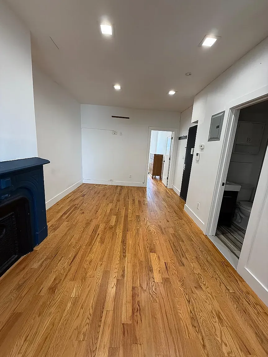 1544 Pacific Street — Photo 1