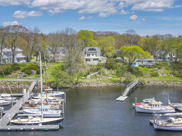 25 Sea Street, Camden, ME 04843