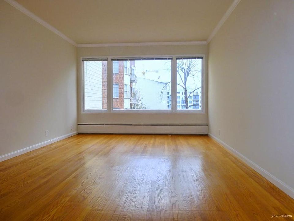 1st image of 1930 Franklin St APT 1