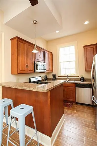 1423 N Villere St #B — Photo 7