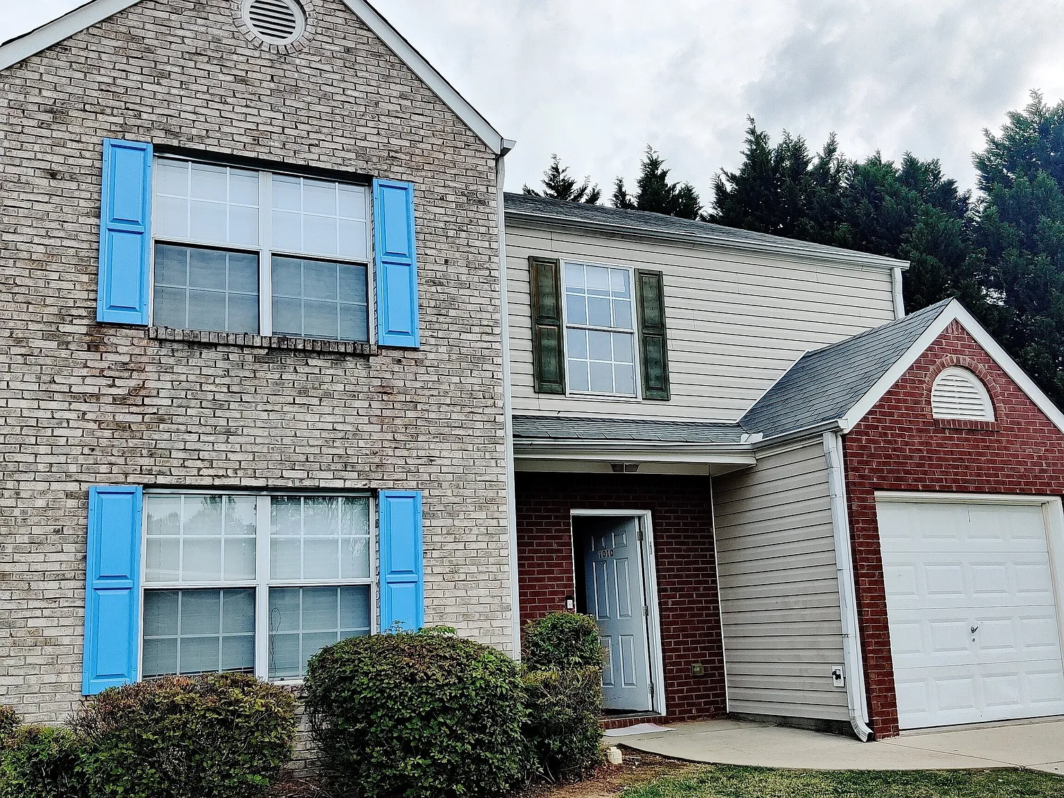 3 bed, 2.5 bath, 1220 sqft, $1,800 — Photo 2