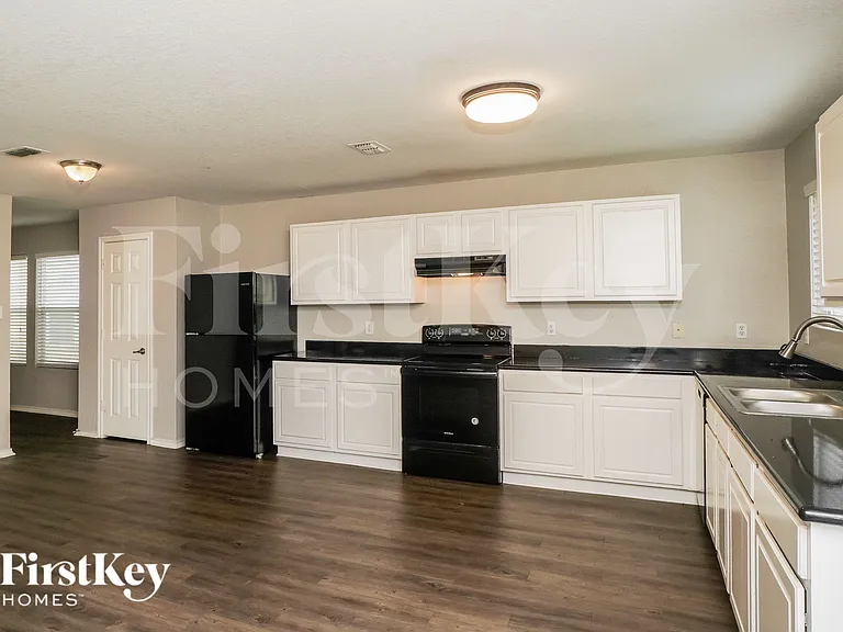 7711 Caballo Cyn — Photo 8