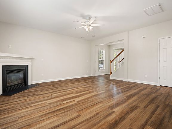 4th image of 6004 Brambleberry Way