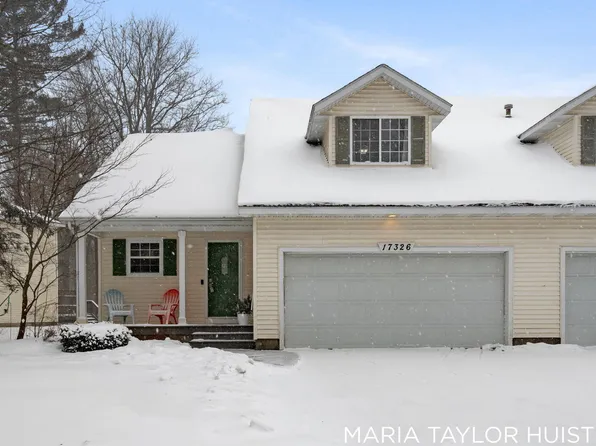 17326 Hazel St, Spring Lake, MI 49456
