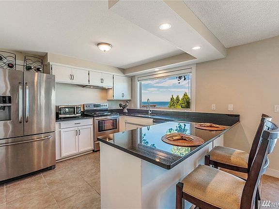 5th image of 6901 Holeman Ave