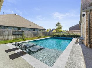 19219 Yellow Chestnut Ln, New Caney, TX 77357