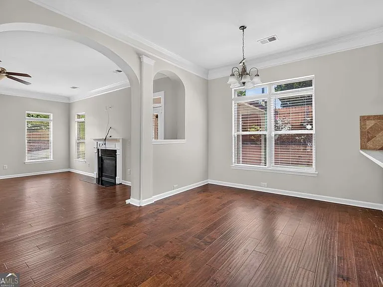 2210 Apple Orchard Way — Photo 16