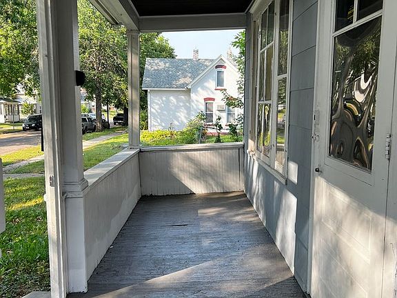 5th image of 1232 Albemarle St #1