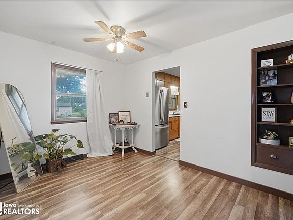 5th image of 305 Orange St