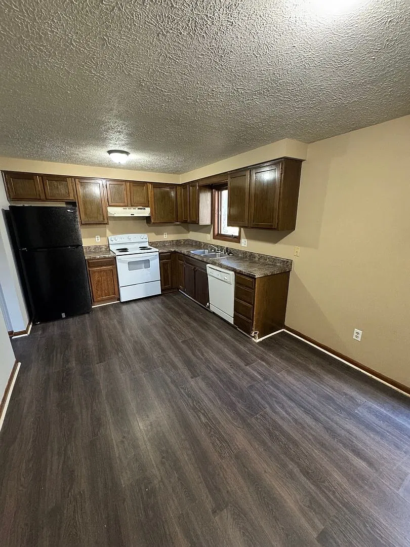 6916 Decatur Rd. — Photo 3