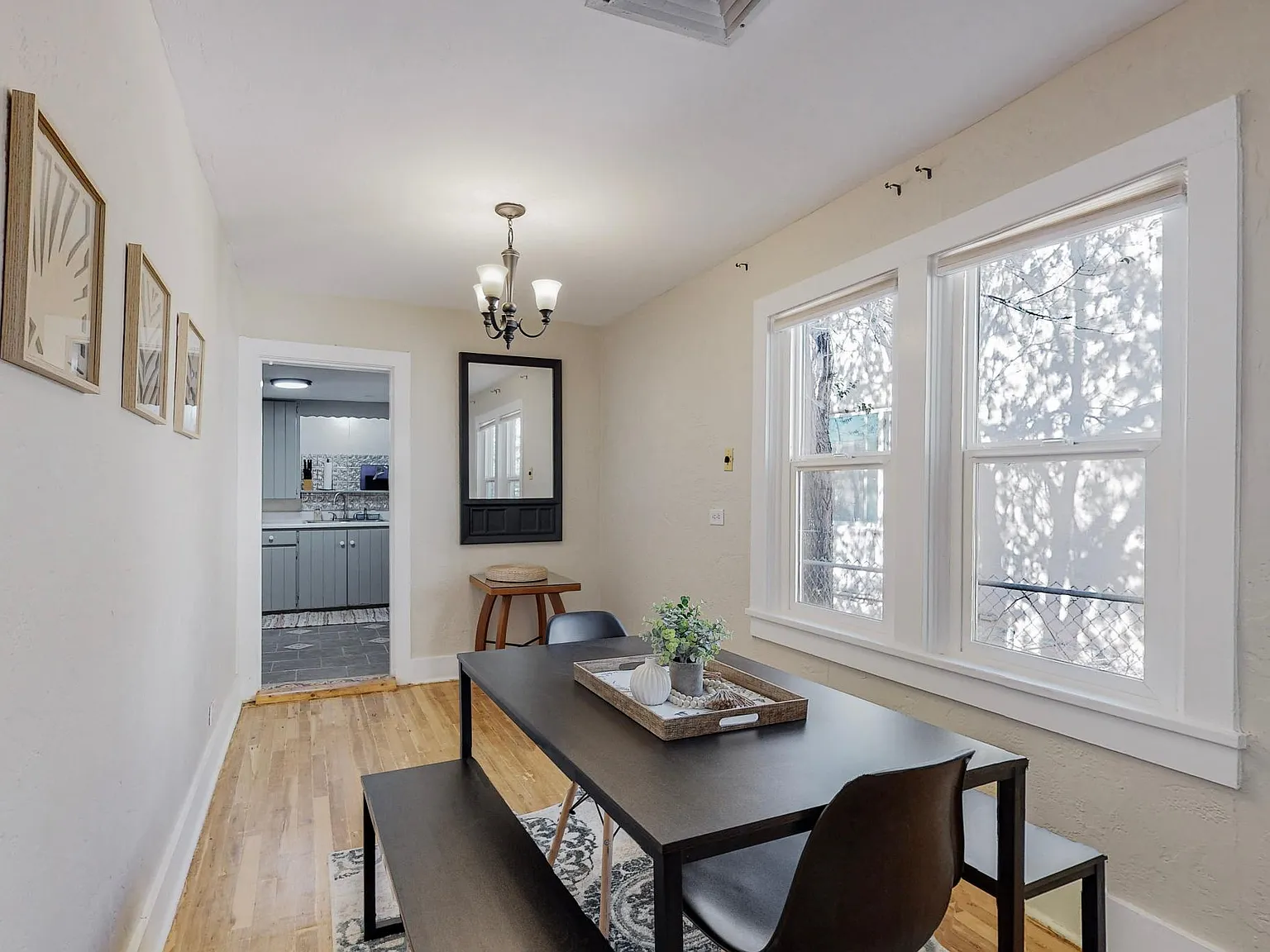 3 bed, 1300 sqft, $2,350 — Photo 4