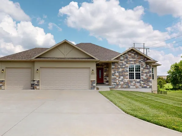 2535 James Ln, Sedalia, MO 65301