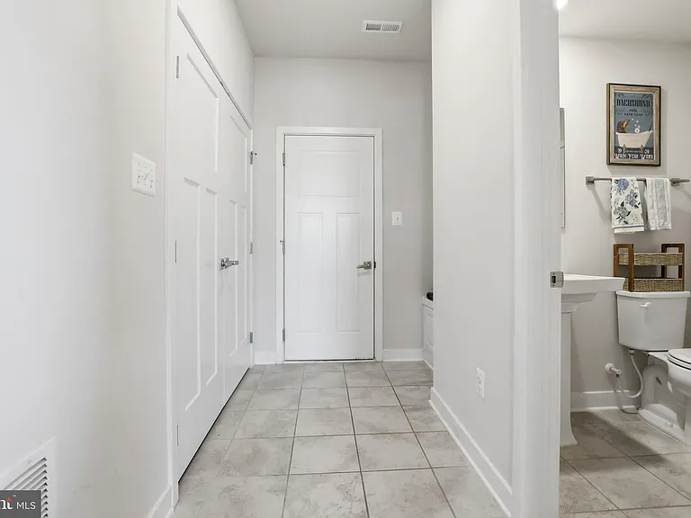 10120 Stonecat Mews — Photo 33