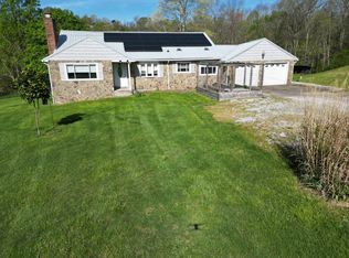945 Parkersburg Rd, Spencer, WV 25276
