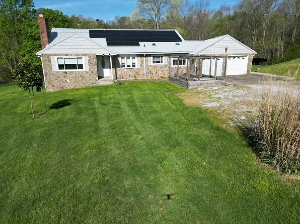 945 Parkersburg Rd, Spencer, WV 25276