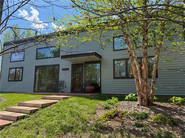 5095 Comanche Ln, Mc Louth, KS 66054