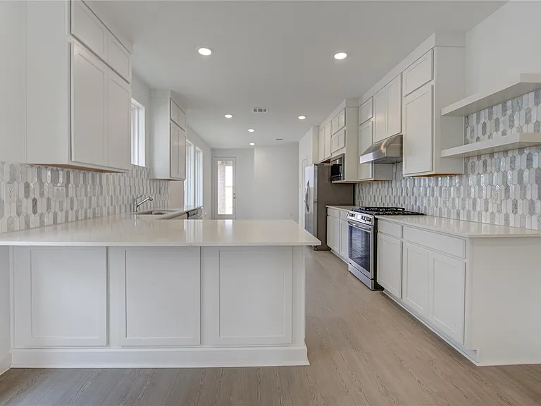 1047 Blue Stone Dr — Photo 13