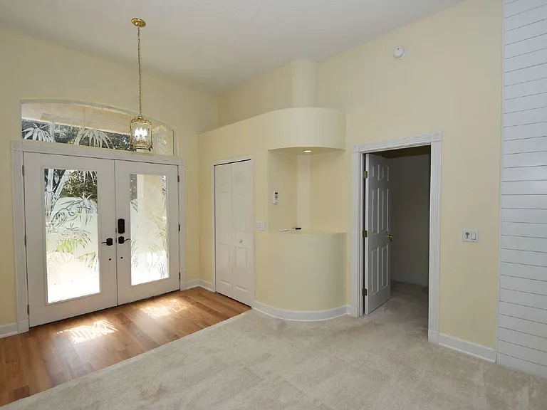 1216 Hampstead Ln — Photo 34