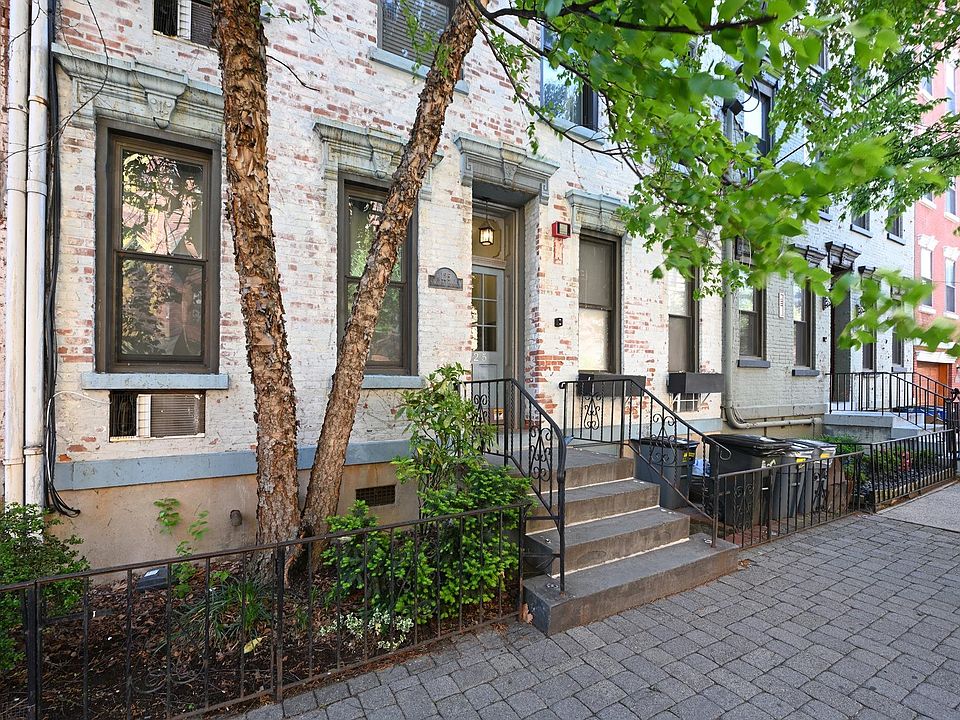 1st image of 125 Willow Ave APT 5S