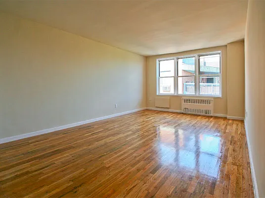 Rented by SW Queens Mezzanine | media 7