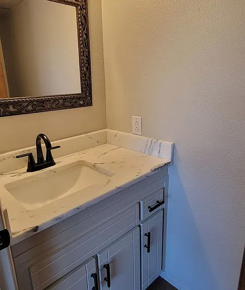3516D Adenmor Ct — Photo 13