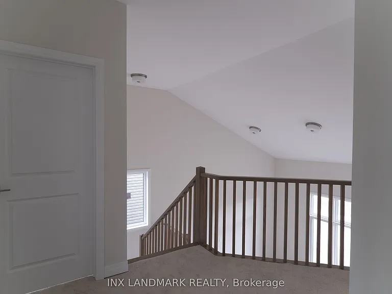 3065 Sandy Acres Ave — Photo 9