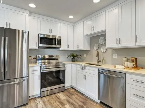 1177 Nebraska Ave NE, Salem, OR
