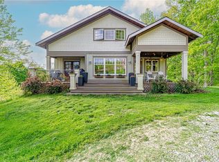 107 Smith Run Rd, Amity, PA 15311