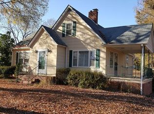 204 W Ingram St, Mount Gilead, NC 27306