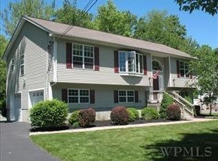 18 Jay Ln, Hopewell Junction, NY 12533