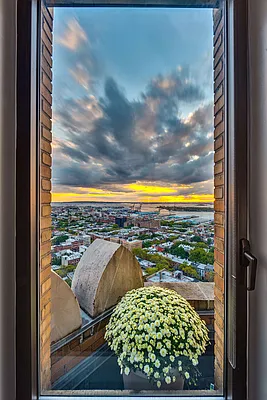 Sold by The Bamberger Group | media 42