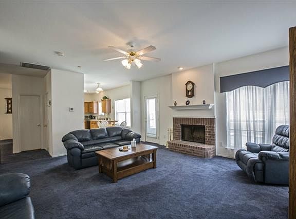 2nd image of 310 Old Pecan Way