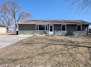 319 Erickson Rd, Rochelle, IL 61068