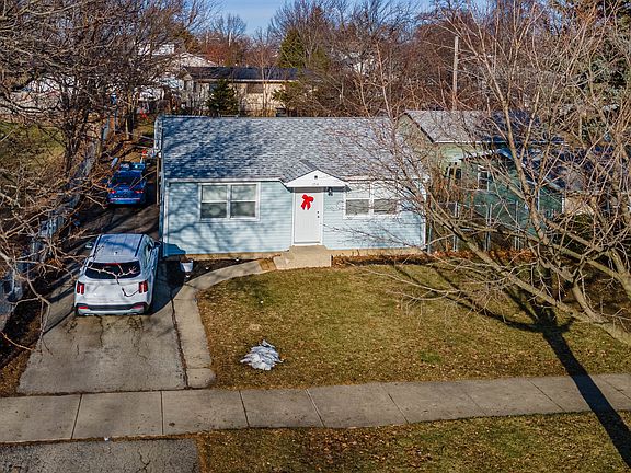 2nd image of 1214 E Galena Blvd