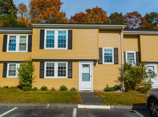 8 Meryl Ct, Groton, CT 06340
