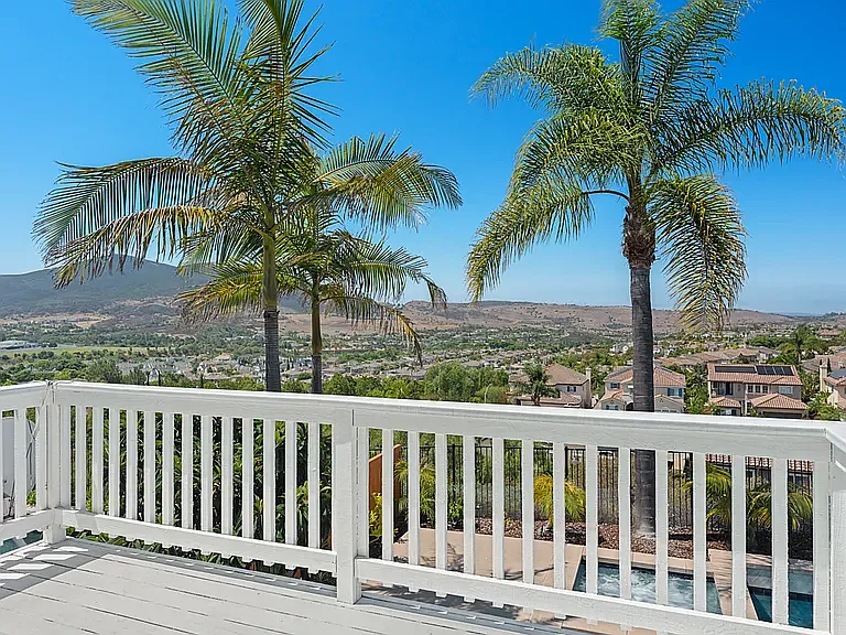 16375 Alipaz Ct — Photo 33