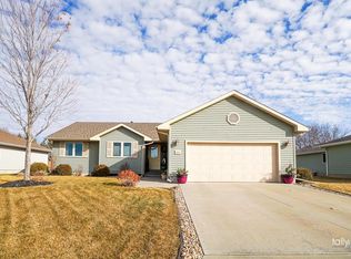 203 Redwood Rd, Grand Island, NE 68803