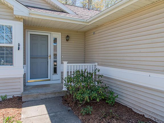 2nd image of 2000 Quail Cove Dr