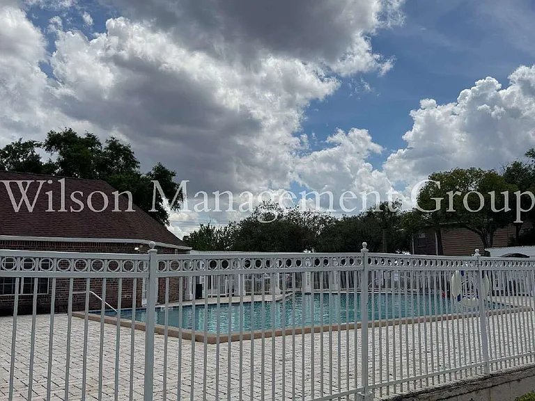 5540 Devonbriar Way #H104 — Photo 30
