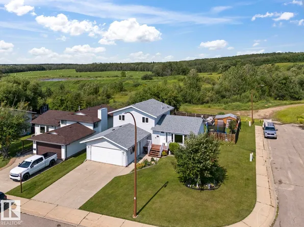 4102 54th Ave, Cold Lake, AB T9M 2A3