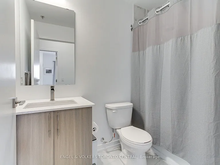 430 Essa Rd #418 — Photo 26
