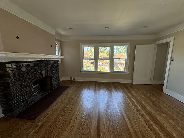 14305 Strathmoor St #1 — Photo 4