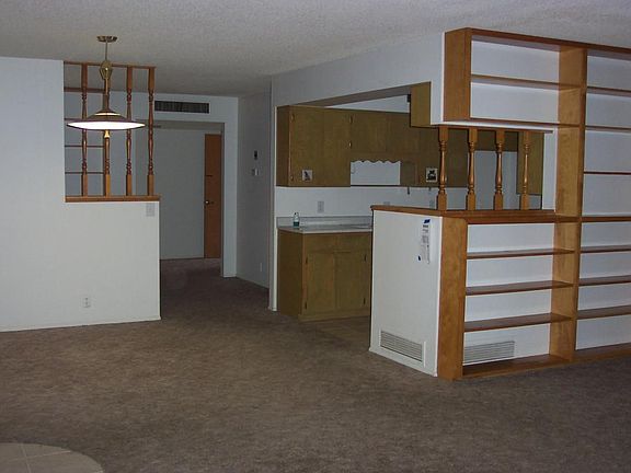 4th image of 50 S HOWARD Court
