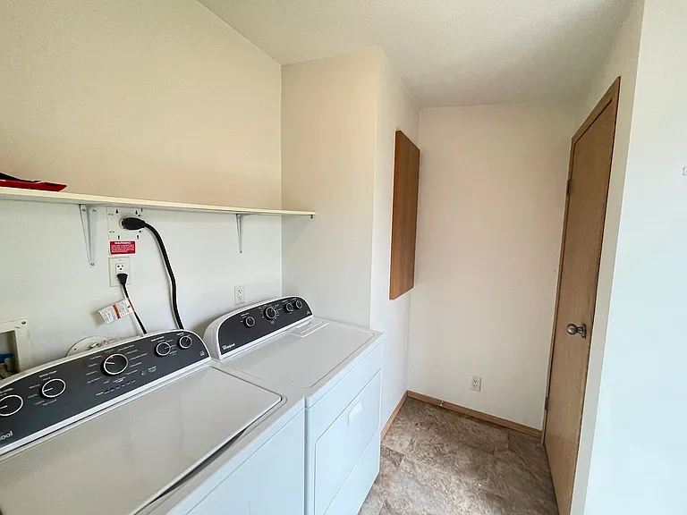 1780 N Pinewood Ct — Photo 13
