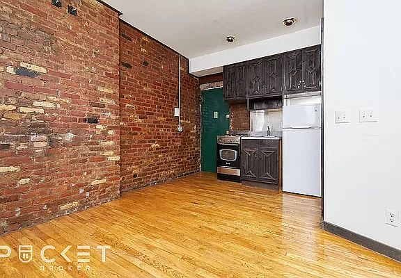 2nd image of 520 E 14th St APT 42