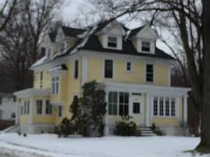 193 Central Ave photo 1