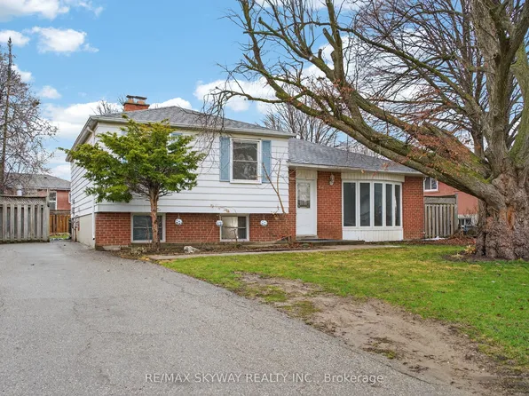 69 Argyle Cres, Brampton, ON L6T 1M9