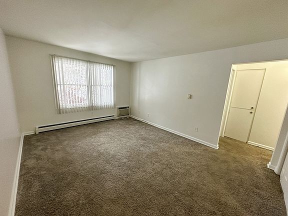 4th image of 3202 Marshall Ave SE #3204