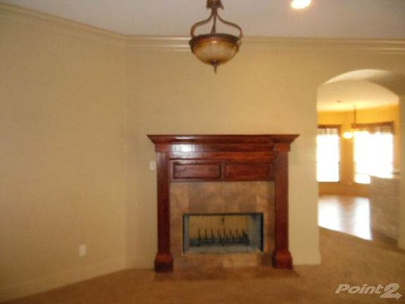 Formal LR fireplace