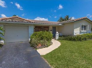 5517 Jackson St, Hollywood, FL 33021